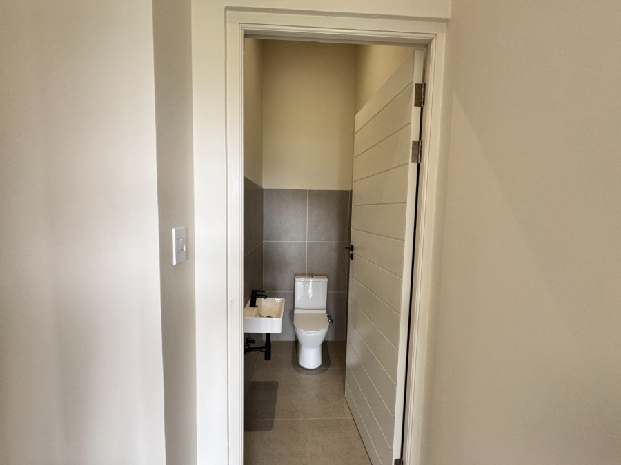 To Let 3 Bedroom Property for Rent in Helderzicht Eco Estate North West